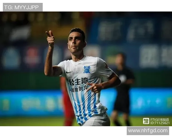 加克波的崛起与未来展望：从天赋少年到足球巨星的奋斗历程